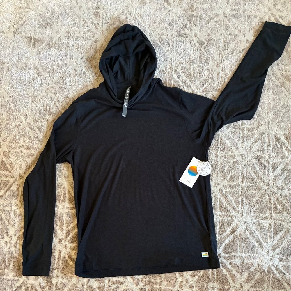 Vuori Pullover (M) - New w/ Tags